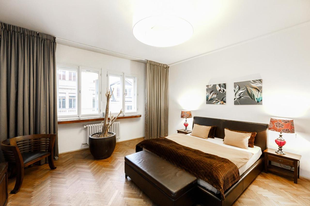 Luxury Apartment Dlouha Прага Екстериор снимка