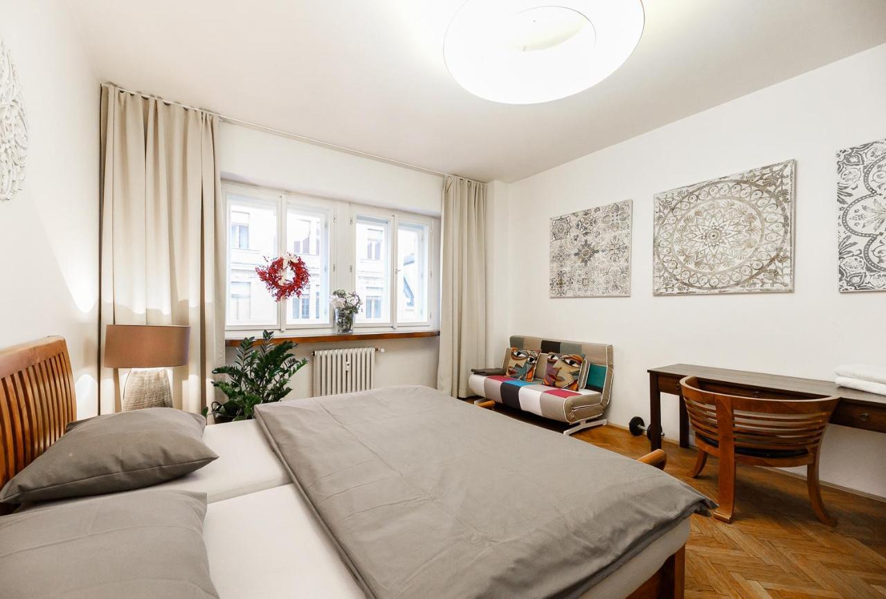 Luxury Apartment Dlouha Прага Екстериор снимка