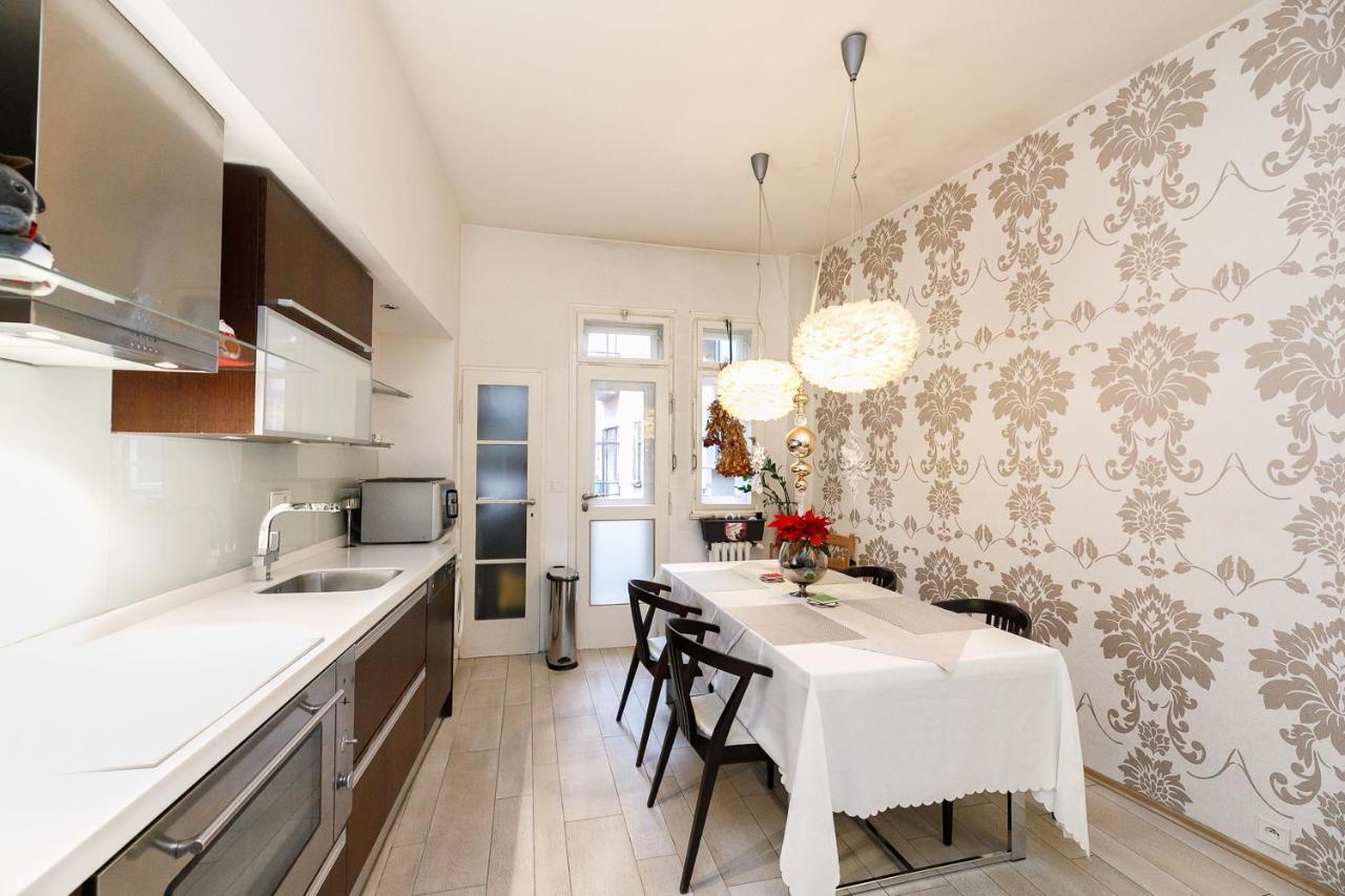 Luxury Apartment Dlouha Прага Екстериор снимка