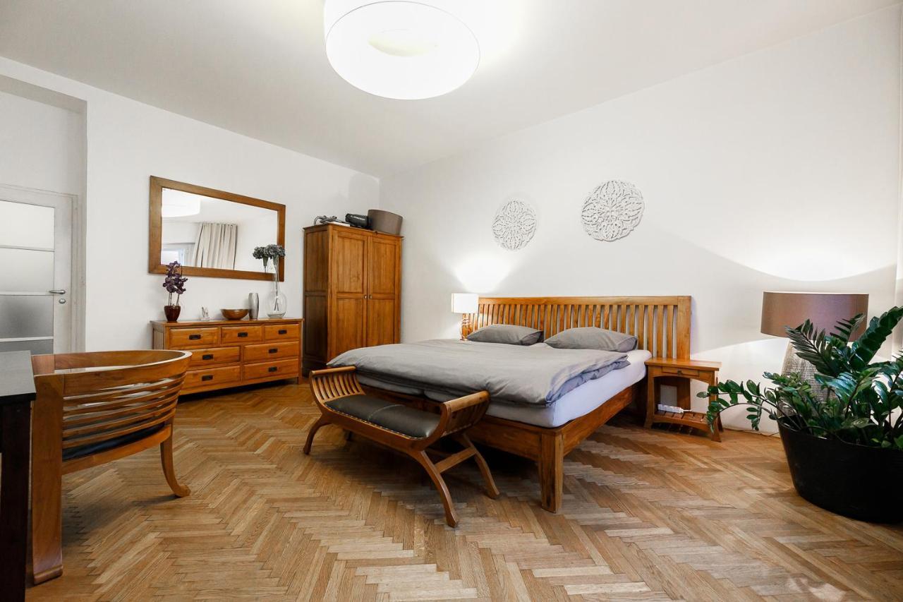 Luxury Apartment Dlouha Прага Екстериор снимка